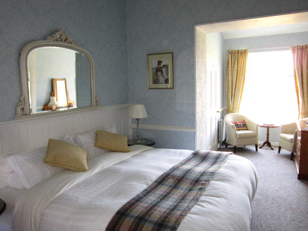 Kamer Mallmore House